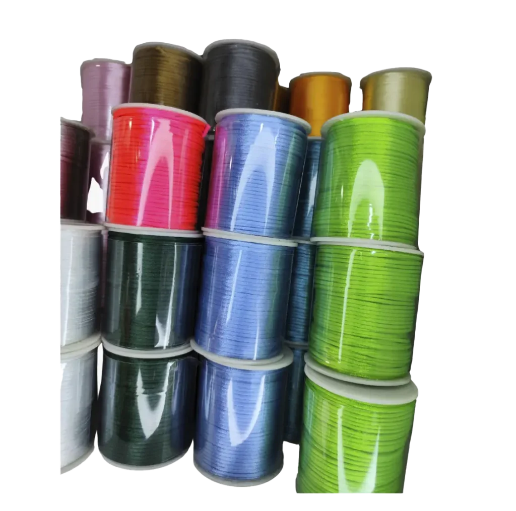 Cordón denomiado cola de ratón tenemos en diferentes colores 50m